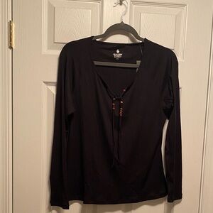 Beleroy  Women's Black Long Sleeve Athletic Top…size 2XL